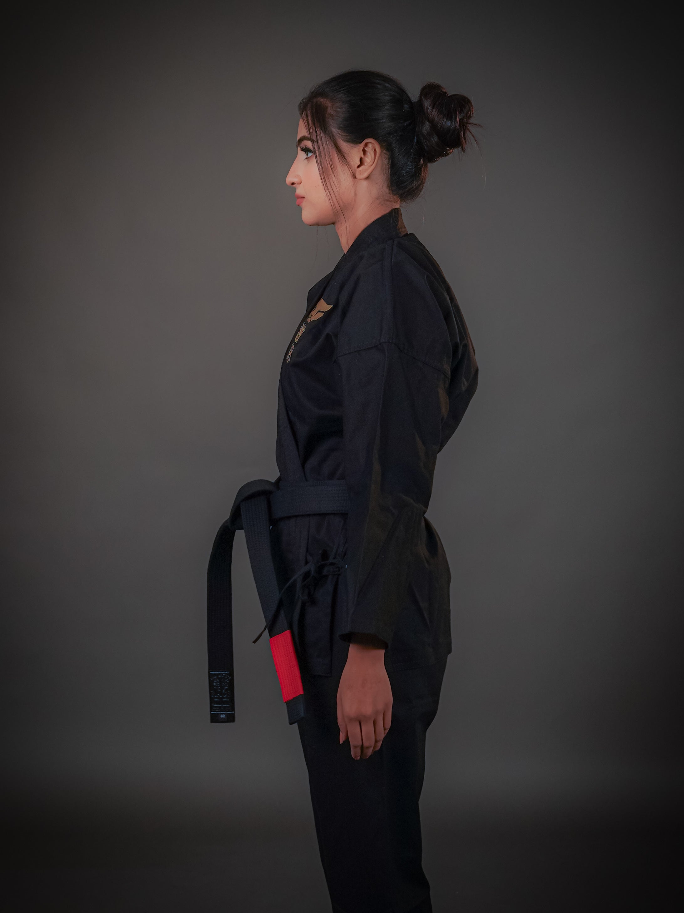 XRage Sports – Premium Women’s Jiu-Jitsu Gi (Black Gold Edition)