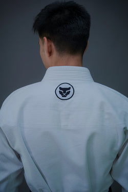 XRage Sports – Premium Men’s Jiu-Jitsu Gi (White Edition)
